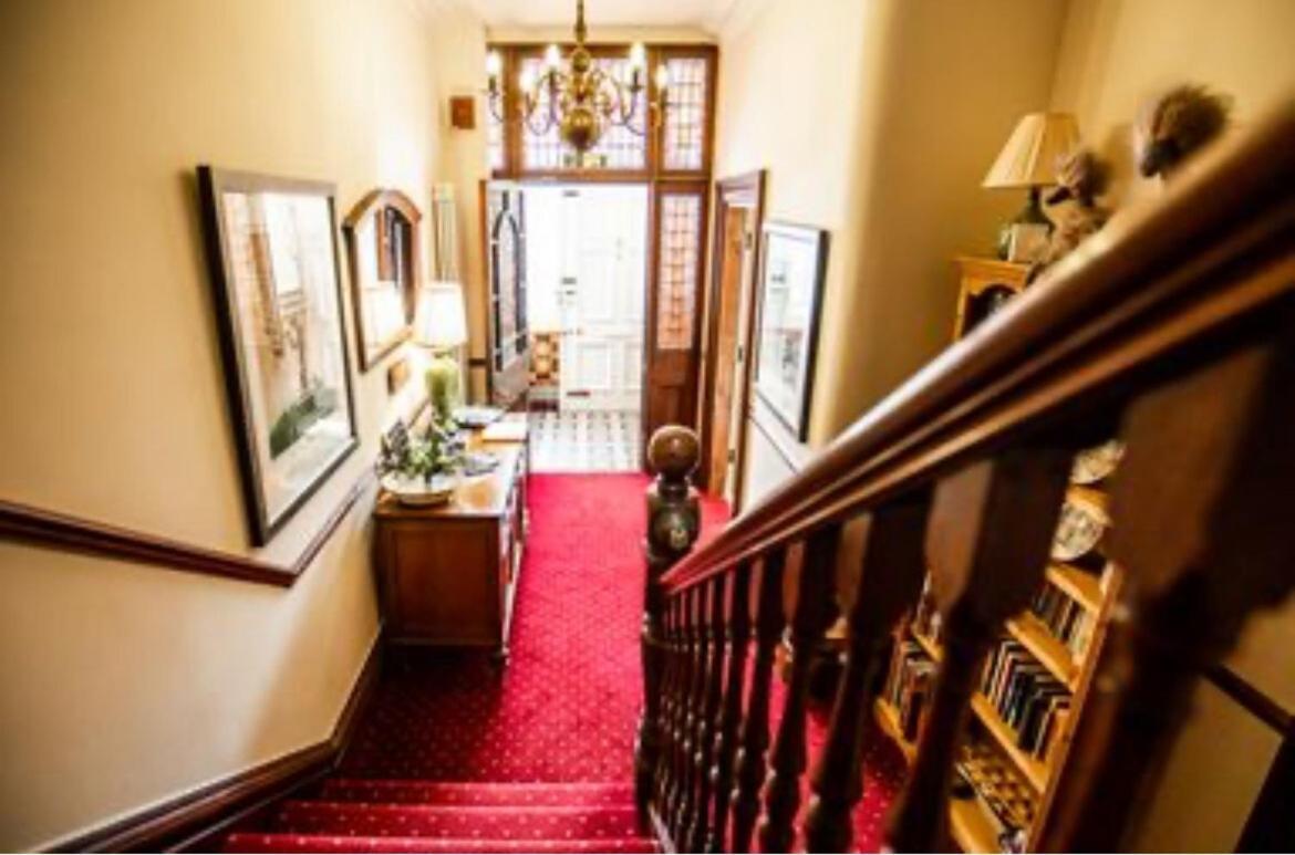 Abbotsleigh Of Whitby Bed & Breakfast Exterior foto
